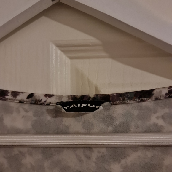 Multicolour Short Sleeve Top - Picture 5 of 5